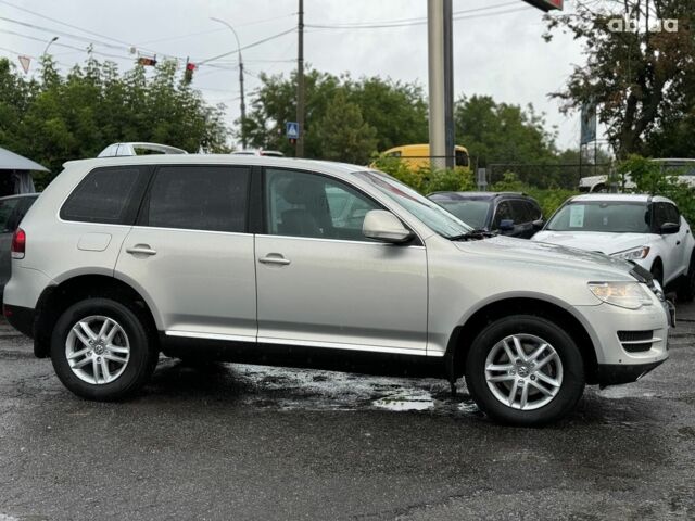 Сірий Фольксваген Туарег, об'ємом двигуна 3 л та пробігом 207 тис. км за 9500 $, фото 6 на Automoto.ua