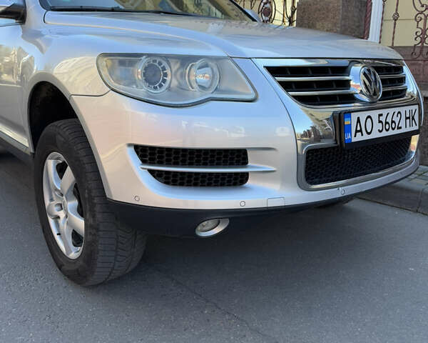 Фольксваген Туарег 2009 в Одессе на Automoto.ua Серый Фольксваген Туарег, объемом двигателя 2.5 л и пробегом 289 тыс. км за 8700 $, фото 6 на Automoto.ua