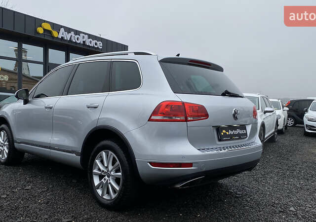 Серый Фольксваген Туарег, объемом двигателя 2.97 л и пробегом 311 тыс. км за 17300 $, фото 82 на Automoto.ua