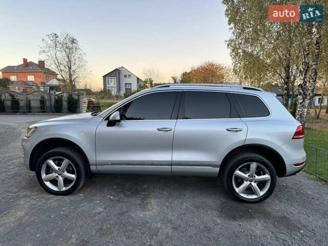 Фольксваген Туарег 2010 в Хмельницком на Automoto.ua Серый Фольксваген Туарег, объемом двигателя 2.97 л и пробегом 317 тыс. км за 15500 $, фото 6 на Automoto.ua