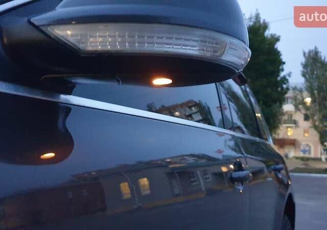 Серый Фольксваген Туарег, объемом двигателя 3 л и пробегом 225 тыс. км за 16900 $, фото 10 на Automoto.ua