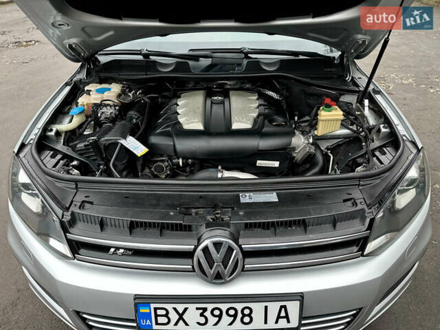 Сірий Фольксваген Туарег, об'ємом двигуна 2.97 л та пробігом 318 тис. км за 17600 $, фото 25 на Automoto.ua