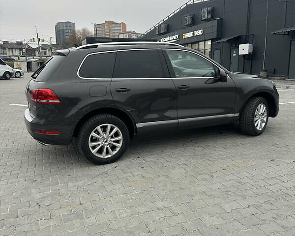 Серый Фольксваген Туарег, объемом двигателя 2.97 л и пробегом 212 тыс. км за 19900 $, фото 6 на Automoto.ua