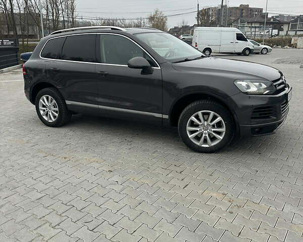 Серый Фольксваген Туарег, объемом двигателя 2.97 л и пробегом 212 тыс. км за 19900 $, фото 7 на Automoto.ua