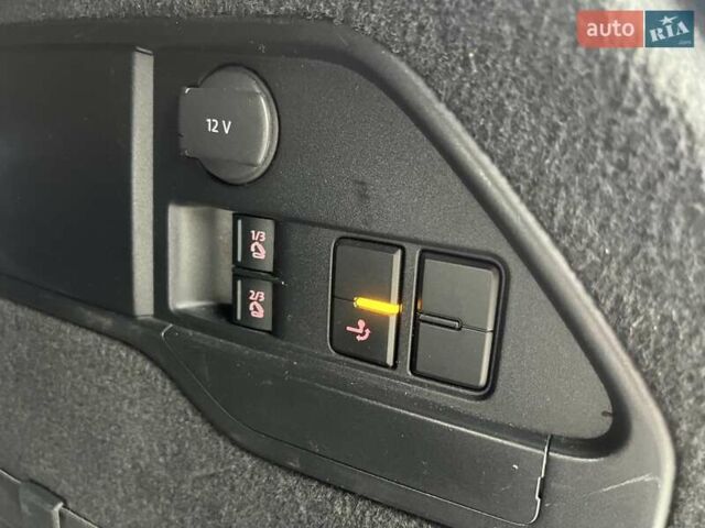 Серый Фольксваген Туарег, объемом двигателя 3 л и пробегом 298 тыс. км за 15500 $, фото 40 на Automoto.ua