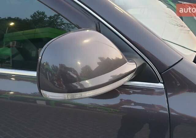 Серый Фольксваген Туарег, объемом двигателя 3 л и пробегом 225 тыс. км за 16900 $, фото 33 на Automoto.ua