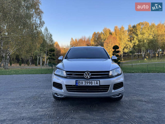 Фольксваген Туарег 2010 в Хмельницком на Automoto.ua Серый Фольксваген Туарег, объемом двигателя 2.97 л и пробегом 317 тыс. км за 15500 $, фото 18 на Automoto.ua