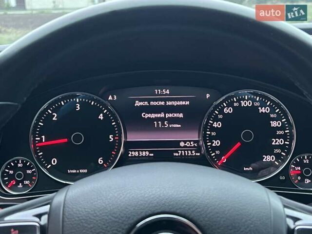 Серый Фольксваген Туарег, объемом двигателя 3 л и пробегом 298 тыс. км за 15500 $, фото 38 на Automoto.ua