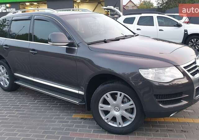 Серый Фольксваген Туарег, объемом двигателя 3 л и пробегом 225 тыс. км за 16900 $, фото 15 на Automoto.ua