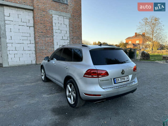 Фольксваген Туарег 2010 в Хмельницком на Automoto.ua Серый Фольксваген Туарег, объемом двигателя 2.97 л и пробегом 317 тыс. км за 15500 $, фото 21 на Automoto.ua