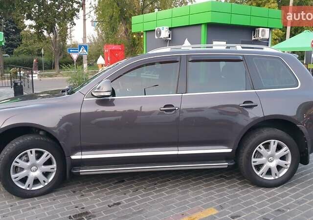 Серый Фольксваген Туарег, объемом двигателя 3 л и пробегом 225 тыс. км за 16900 $, фото 20 на Automoto.ua