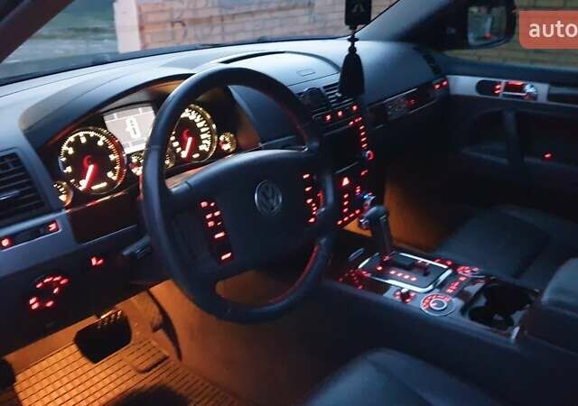 Серый Фольксваген Туарег, объемом двигателя 3 л и пробегом 225 тыс. км за 16900 $, фото 26 на Automoto.ua