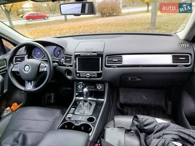 Сірий Фольксваген Туарег, об'ємом двигуна 3 л та пробігом 250 тис. км за 14500 $, фото 8 на Automoto.ua