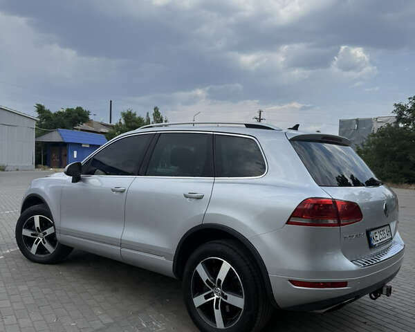 Сірий Фольксваген Туарег, об'ємом двигуна 2.97 л та пробігом 260 тис. км за 17999 $, фото 13 на Automoto.ua