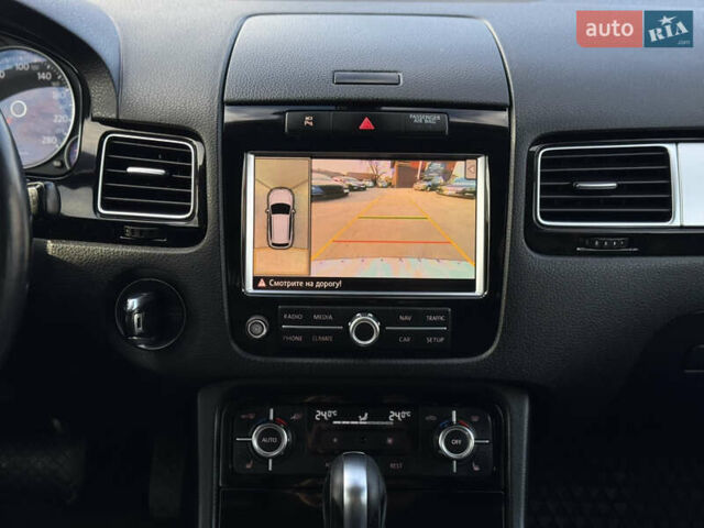 Сірий Фольксваген Туарег, об'ємом двигуна 3 л та пробігом 218 тис. км за 15700 $, фото 14 на Automoto.ua