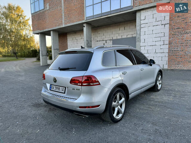 Фольксваген Туарег 2010 в Хмельницком на Automoto.ua Серый Фольксваген Туарег, объемом двигателя 2.97 л и пробегом 317 тыс. км за 15500 $, фото 11 на Automoto.ua