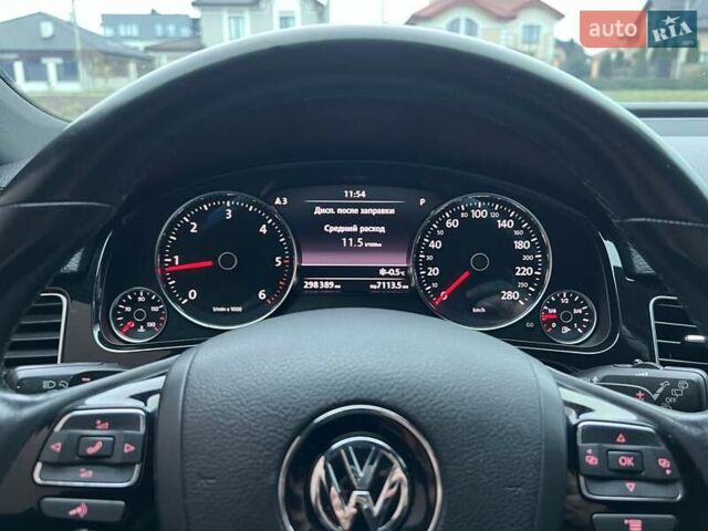 Серый Фольксваген Туарег, объемом двигателя 3 л и пробегом 298 тыс. км за 15500 $, фото 37 на Automoto.ua