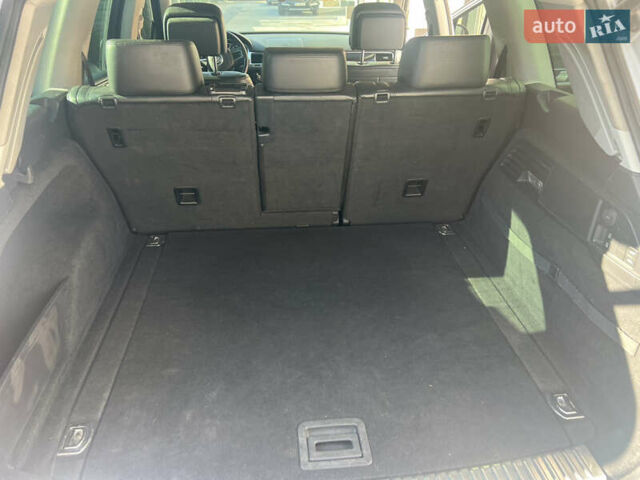 Серый Фольксваген Туарег, объемом двигателя 2.97 л и пробегом 299 тыс. км за 15500 $, фото 15 на Automoto.ua