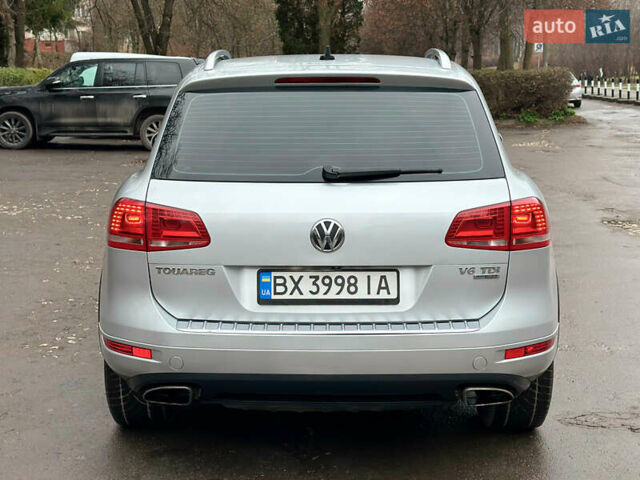 Сірий Фольксваген Туарег, об'ємом двигуна 2.97 л та пробігом 318 тис. км за 17600 $, фото 10 на Automoto.ua