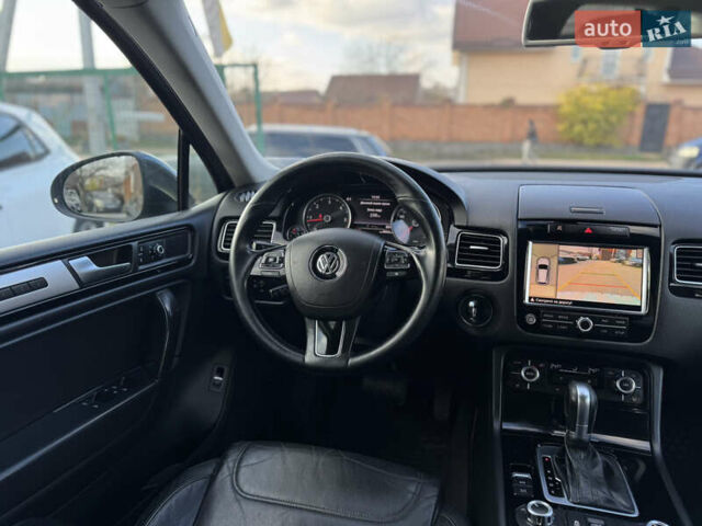 Сірий Фольксваген Туарег, об'ємом двигуна 3 л та пробігом 218 тис. км за 15700 $, фото 12 на Automoto.ua