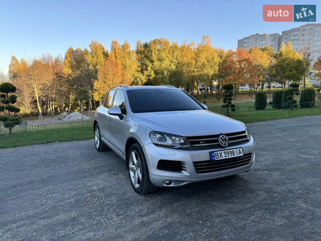Фольксваген Туарег 2010 в Хмельницком на Automoto.ua Серый Фольксваген Туарег, объемом двигателя 2.97 л и пробегом 317 тыс. км за 15500 $, фото 19 на Automoto.ua