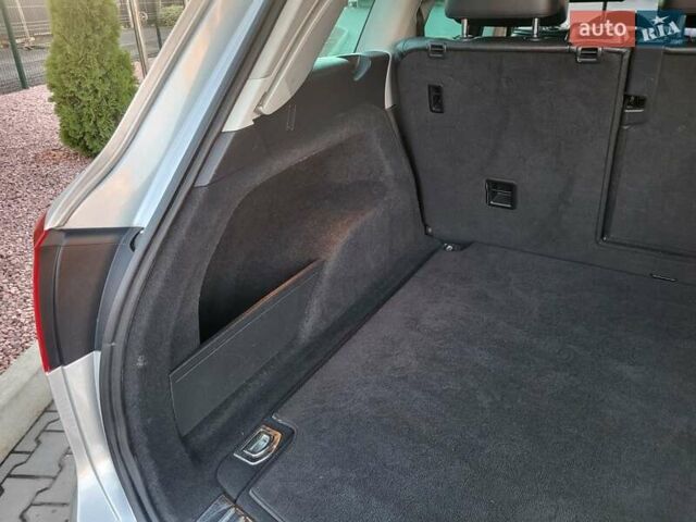 Серый Фольксваген Туарег, объемом двигателя 3 л и пробегом 310 тыс. км за 18500 $, фото 22 на Automoto.ua