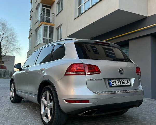 Серый Фольксваген Туарег, объемом двигателя 3 л и пробегом 317 тыс. км за 16499 $, фото 9 на Automoto.ua