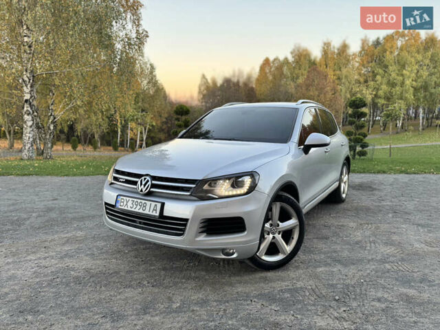 Фольксваген Туарег 2010 в Хмельницком на Automoto.ua Серый Фольксваген Туарег, объемом двигателя 2.97 л и пробегом 317 тыс. км за 15500 $, фото 93 на Automoto.ua