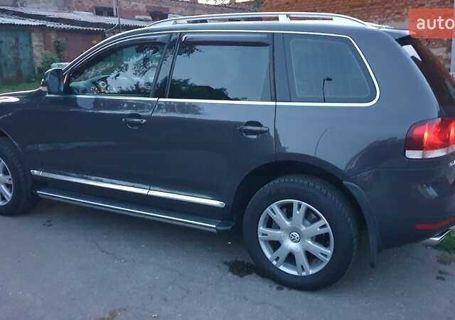 Серый Фольксваген Туарег, объемом двигателя 3 л и пробегом 225 тыс. км за 16900 $, фото 27 на Automoto.ua