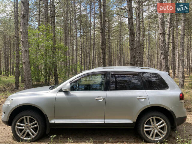 Фольксваген Туарег 2010 в Савране на Automoto.ua Серый Фольксваген Туарег, объемом двигателя 2.97 л и пробегом 210 тыс. км за 13600 $, фото 5 на Automoto.ua