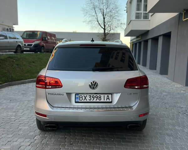 Серый Фольксваген Туарег, объемом двигателя 3 л и пробегом 317 тыс. км за 16499 $, фото 11 на Automoto.ua