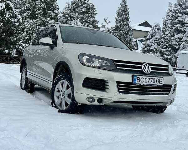 Серый Фольксваген Туарег, объемом двигателя 3 л и пробегом 190 тыс. км за 22700 $, фото 21 на Automoto.ua