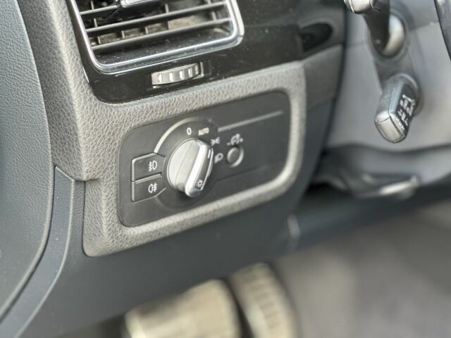 Серый Фольксваген Туарег, объемом двигателя 3 л и пробегом 225 тыс. км за 20000 $, фото 19 на Automoto.ua