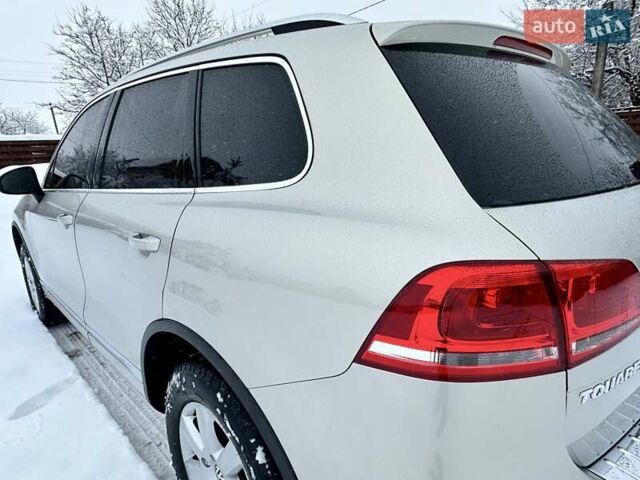 Серый Фольксваген Туарег, объемом двигателя 3 л и пробегом 190 тыс. км за 22700 $, фото 34 на Automoto.ua