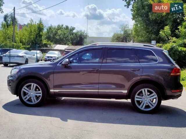 Серый Фольксваген Туарег, объемом двигателя 3 л и пробегом 278 тыс. км за 16999 $, фото 15 на Automoto.ua