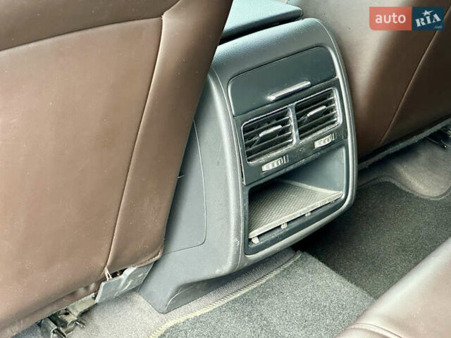 Серый Фольксваген Туарег, объемом двигателя 3 л и пробегом 226 тыс. км за 15490 $, фото 36 на Automoto.ua