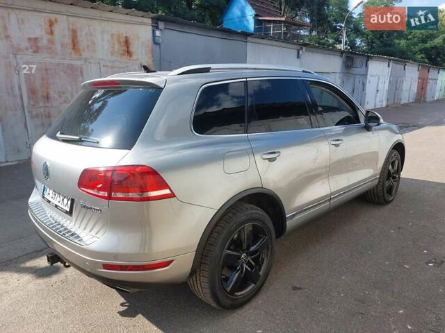 Сірий Фольксваген Туарег, об'ємом двигуна 3 л та пробігом 154 тис. км за 15800 $, фото 8 на Automoto.ua