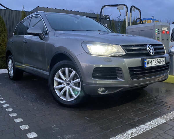 Серый Фольксваген Туарег, объемом двигателя 2.97 л и пробегом 257 тыс. км за 15500 $, фото 21 на Automoto.ua