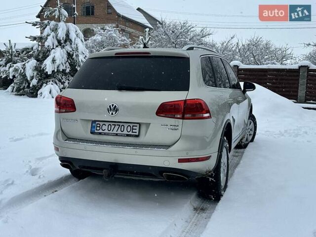 Серый Фольксваген Туарег, объемом двигателя 3 л и пробегом 190 тыс. км за 22700 $, фото 25 на Automoto.ua