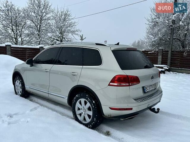 Серый Фольксваген Туарег, объемом двигателя 3 л и пробегом 190 тыс. км за 22700 $, фото 38 на Automoto.ua