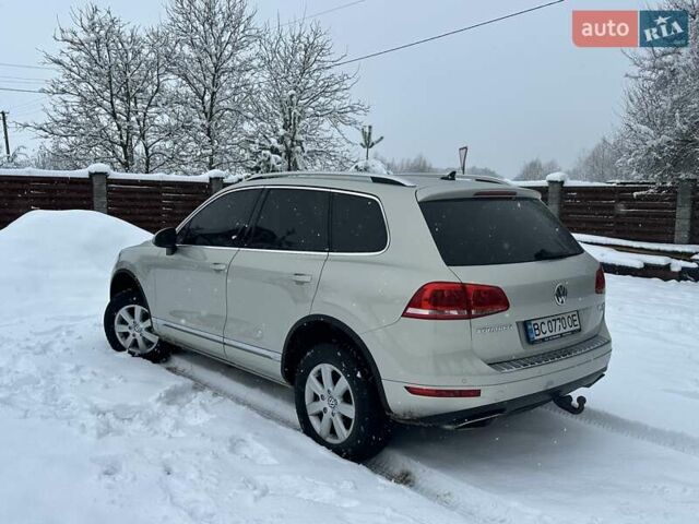 Серый Фольксваген Туарег, объемом двигателя 3 л и пробегом 190 тыс. км за 22700 $, фото 24 на Automoto.ua