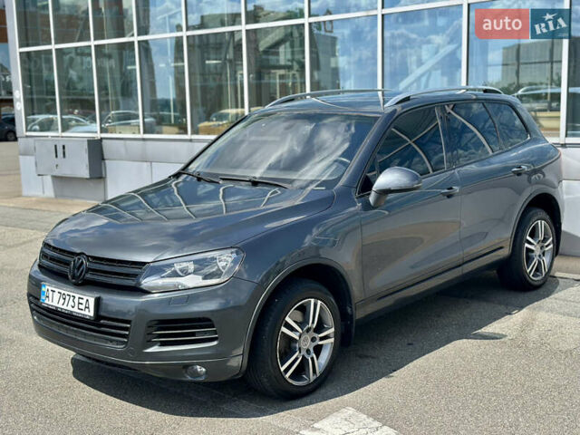 Серый Фольксваген Туарег, объемом двигателя 3 л и пробегом 226 тыс. км за 15490 $, фото 67 на Automoto.ua