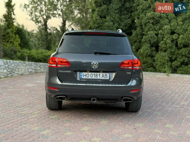 Сірий Фольксваген Туарег, об'ємом двигуна 2.97 л та пробігом 250 тис. км за 18500 $, фото 9 на Automoto.ua
