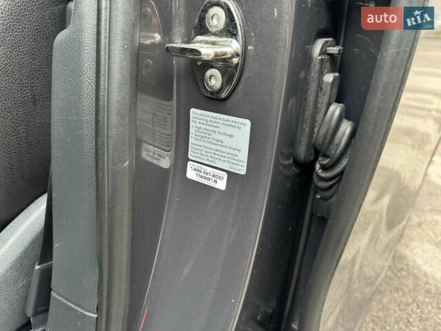 Серый Фольксваген Туарег, объемом двигателя 3 л и пробегом 260 тыс. км за 16700 $, фото 39 на Automoto.ua