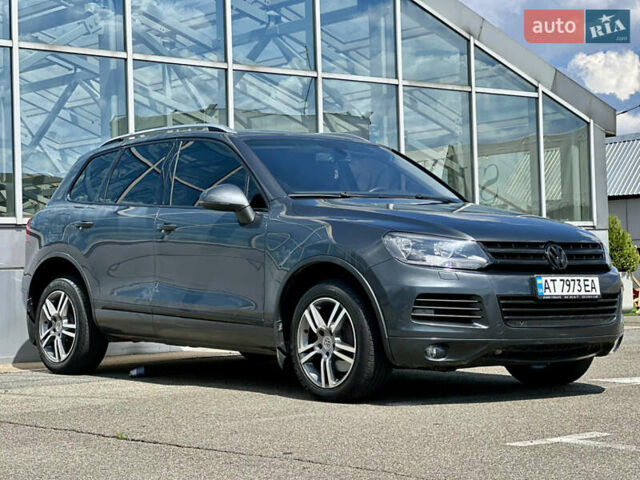 Серый Фольксваген Туарег, объемом двигателя 3 л и пробегом 226 тыс. км за 15490 $, фото 9 на Automoto.ua