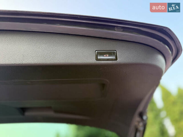 Сірий Фольксваген Туарег, об'ємом двигуна 2.97 л та пробігом 250 тис. км за 18500 $, фото 16 на Automoto.ua