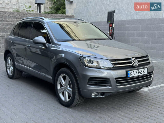 Сірий Фольксваген Туарег, об'ємом двигуна 2.97 л та пробігом 238 тис. км за 18300 $, фото 8 на Automoto.ua