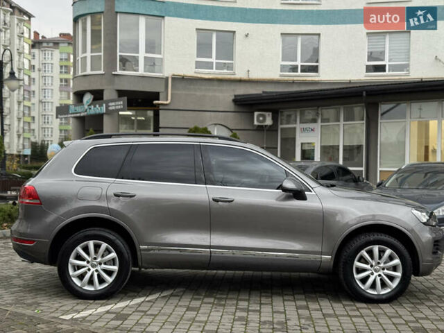 Серый Фольксваген Туарег, объемом двигателя 2.97 л и пробегом 285 тыс. км за 16990 $, фото 12 на Automoto.ua