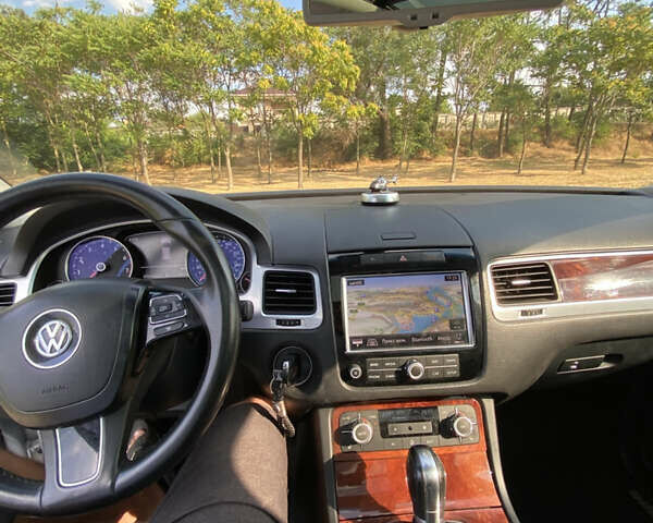 Сірий Фольксваген Туарег, об'ємом двигуна 3.6 л та пробігом 206 тис. км за 14500 $, фото 10 на Automoto.ua