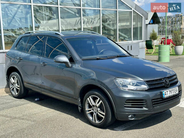 Серый Фольксваген Туарег, объемом двигателя 3 л и пробегом 226 тыс. км за 15490 $, фото 65 на Automoto.ua